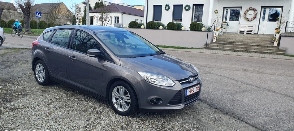 Ford Focus cena 24900 przebieg: 240000, rok produkcji 2014 z Kłobuck małe 37